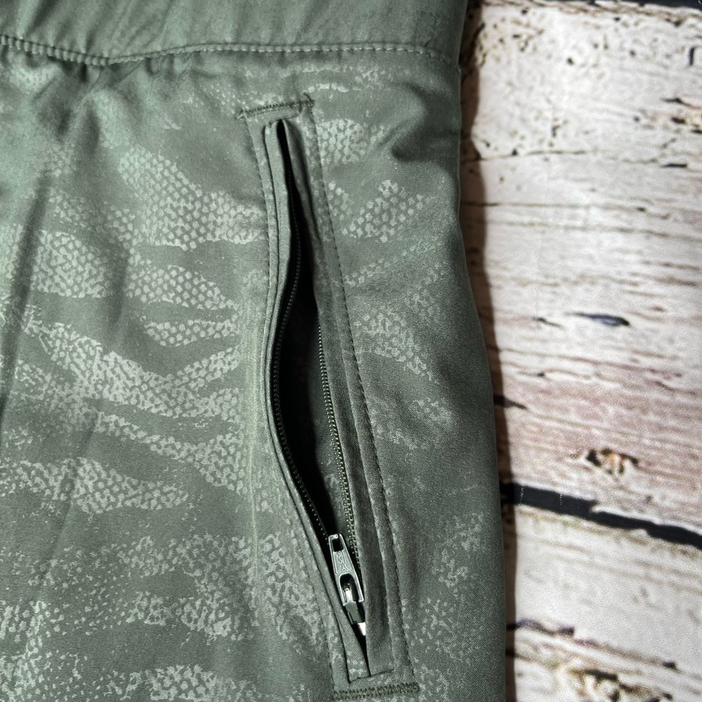 Orvis Green Camo Embossed Athletic Skort Size XS - Picture 5 of 7